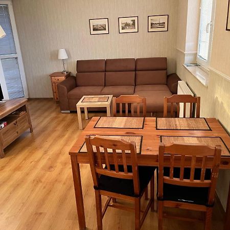 Kantal Apartamenty Хел Екстериор снимка